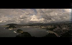 2560 x 1600 Donostia Photo Wallpaper